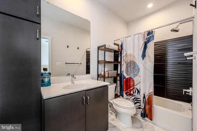 4653 CHARGER PL, Chantilly, VA 20151