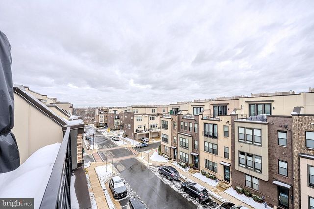 4653 CHARGER PL, Chantilly, VA 20151