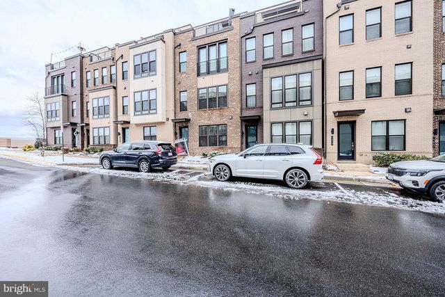 4653 CHARGER PL, Chantilly, VA 20151