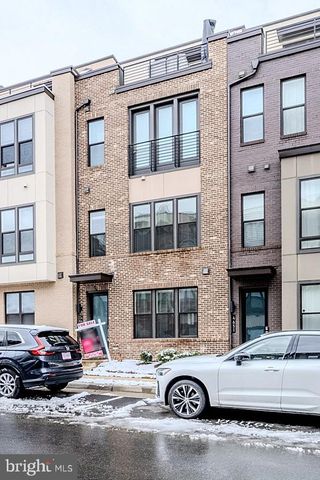 4653 CHARGER PL, Chantilly, VA 20151