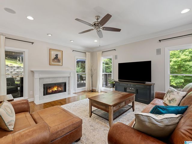 112 KINGSLEY COURT, Alabaster, AL 35007