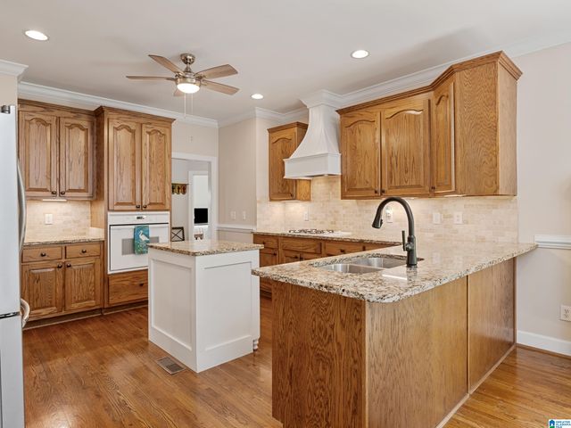 112 KINGSLEY COURT, Alabaster, AL 35007