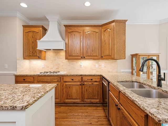 112 KINGSLEY COURT, Alabaster, AL 35007