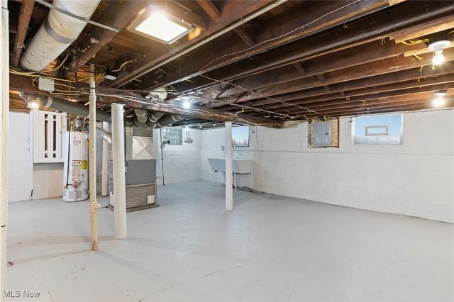 3501 W 129th Street, Cleveland, OH 44111