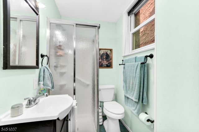 1376 Bryant St, Rahway City, NJ 07065