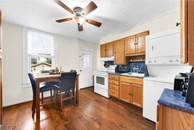 1376 Bryant St, Rahway City, NJ 07065