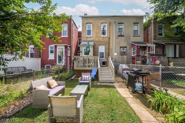 1376 Bryant St, Rahway City, NJ 07065