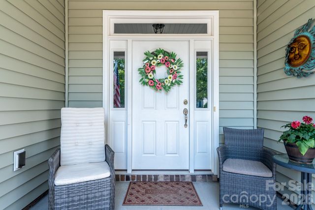 17718 Morehampton Avenue, Cornelius, NC 28031
