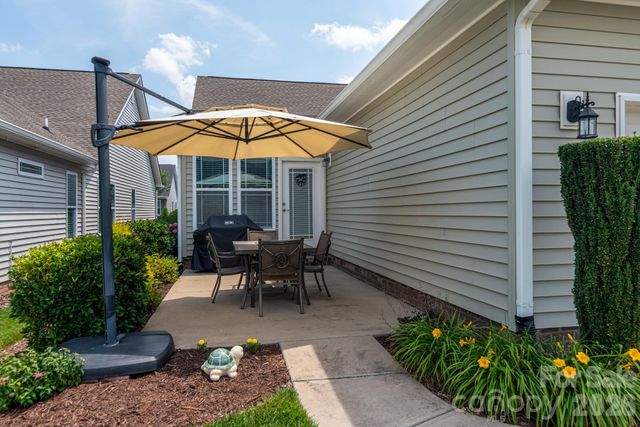 17718 Morehampton Avenue, Cornelius, NC 28031