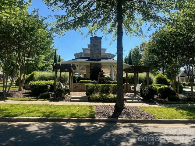 17718 Morehampton Avenue, Cornelius, NC 28031