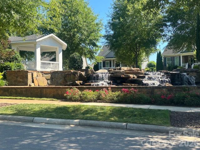 17718 Morehampton Avenue, Cornelius, NC 28031