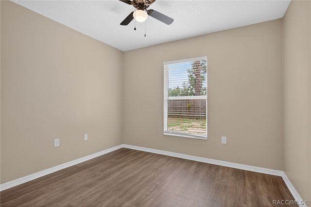 799 W Wycliffe Lane, Citrus Springs, FL 34434