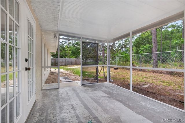 799 W Wycliffe Lane, Citrus Springs, FL 34434