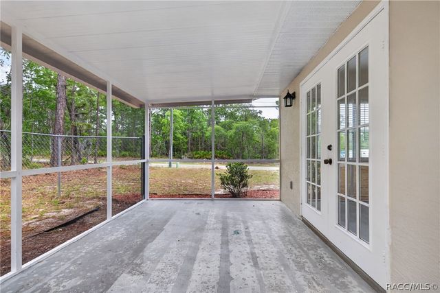 799 W Wycliffe Lane, Citrus Springs, FL 34434