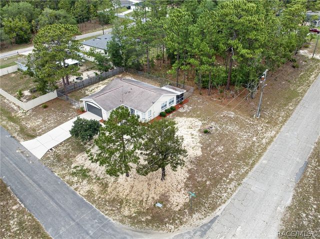 799 W Wycliffe Lane, Citrus Springs, FL 34434