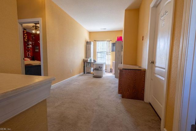 5436 Ann Arbor LN, Virginia Beach, VA 23464