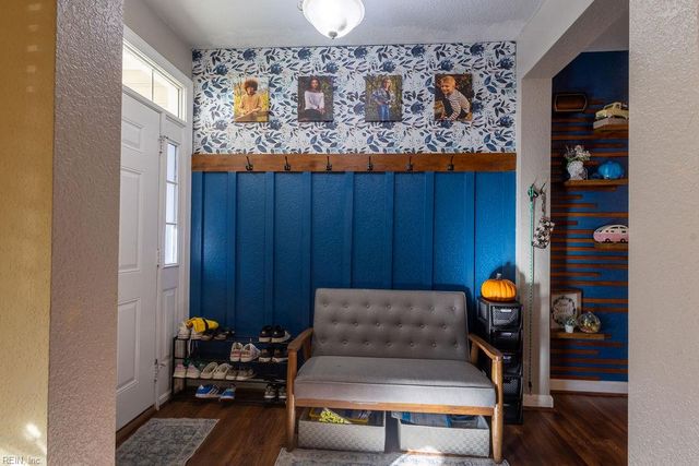 5436 Ann Arbor LN, Virginia Beach, VA 23464