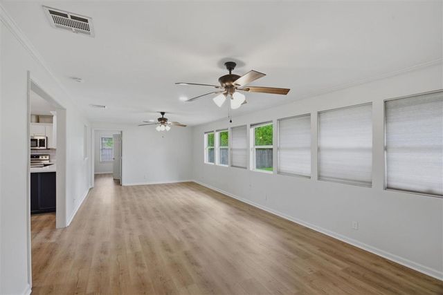 606 W Lagrange Street, Lake Charles, LA 70605