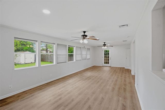 606 W Lagrange Street, Lake Charles, LA 70605