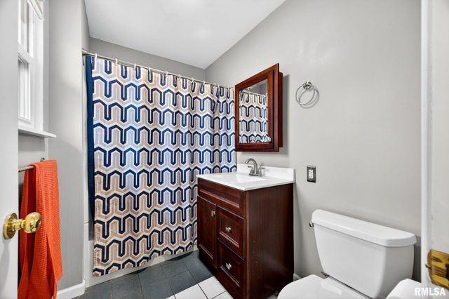 4211 N PATRICIA Court, Peoria, IL 61614