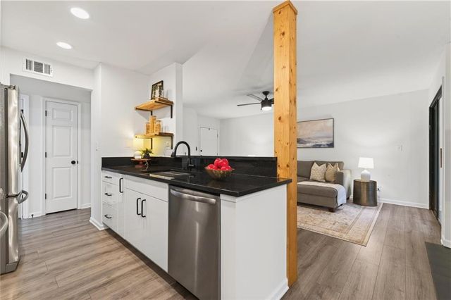 710 Garden Court, Atlanta, GA 30328