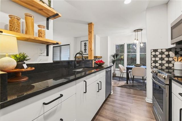 710 Garden Court, Atlanta, GA 30328