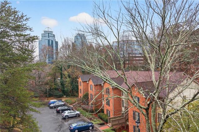 710 Garden Court, Atlanta, GA 30328