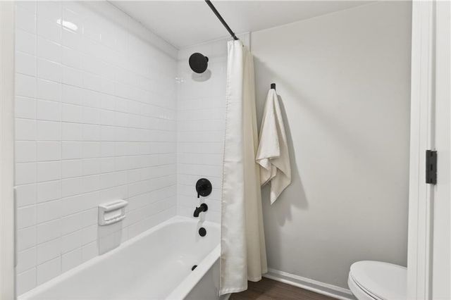 710 Garden Court, Atlanta, GA 30328