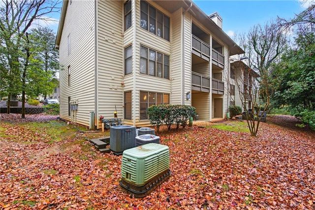 710 Garden Court, Atlanta, GA 30328