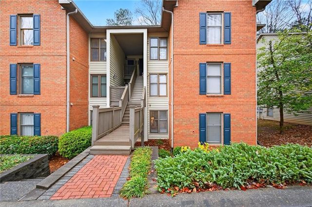 710 Garden Court, Atlanta, GA 30328