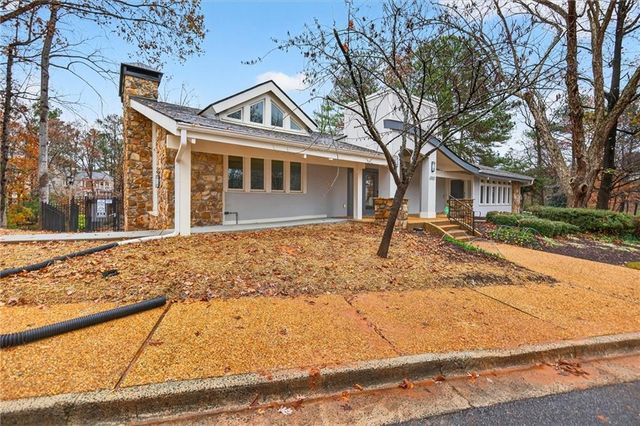 710 Garden Court, Atlanta, GA 30328