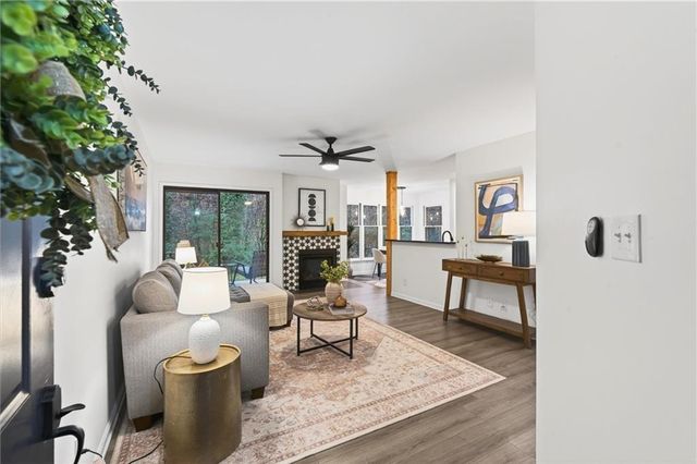 710 Garden Court, Atlanta, GA 30328