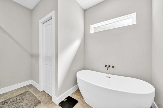 1512 E Ponderosa Road, Fort Walton Beach, FL 32547