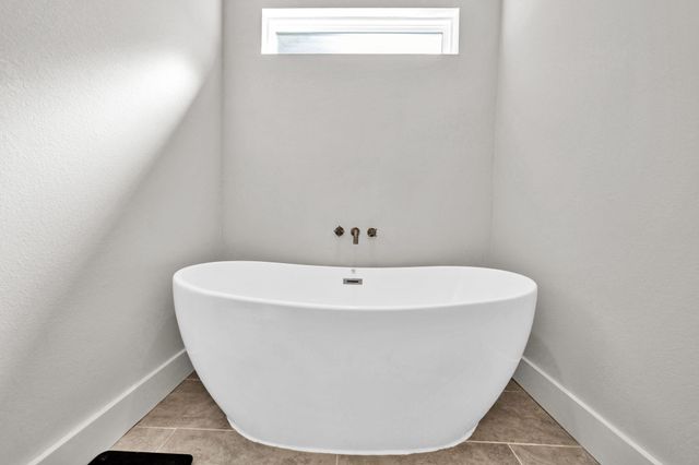 1512 E Ponderosa Road, Fort Walton Beach, FL 32547