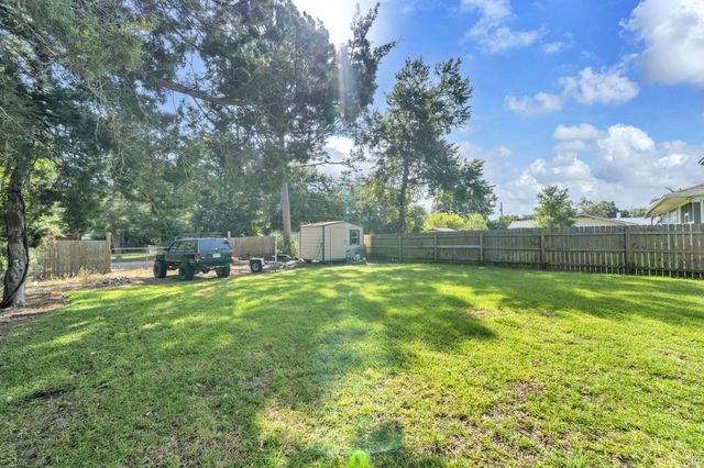 1512 E Ponderosa Road, Fort Walton Beach, FL 32547