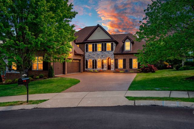 2003 Fishers Loop, Spring Hill, TN 37174