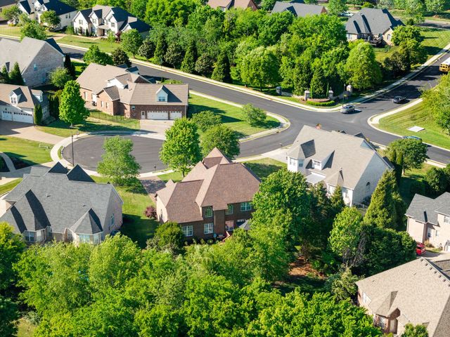 2003 Fishers Loop, Spring Hill, TN 37174