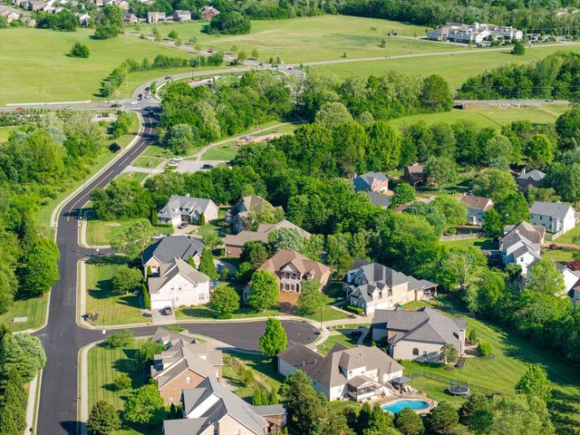 2003 Fishers Loop, Spring Hill, TN 37174