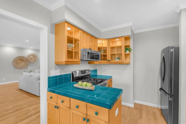 409 Church Street, Mountain View, CA 94041