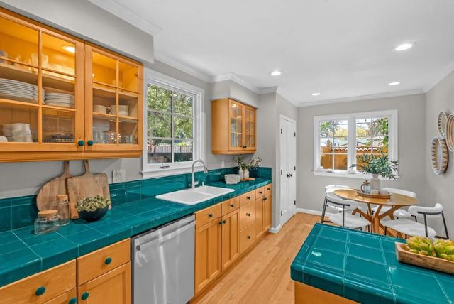 409 Church Street, Mountain View, CA 94041