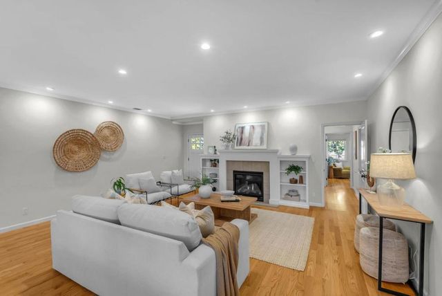 409 Church Street, Mountain View, CA 94041