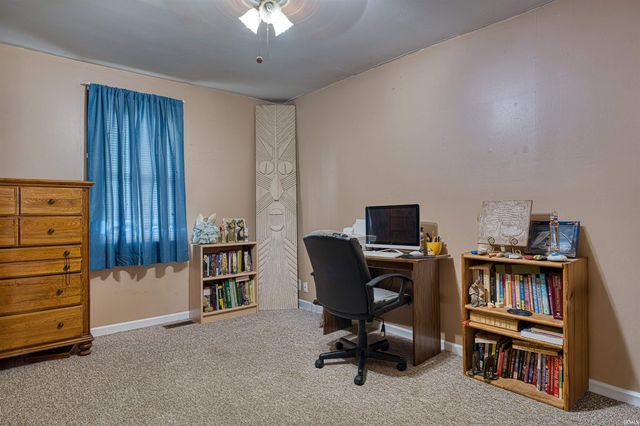 531 E Monroe Street, Chandler, IN 47610