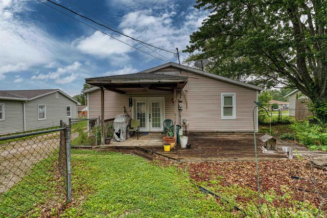531 E Monroe Street, Chandler, IN 47610