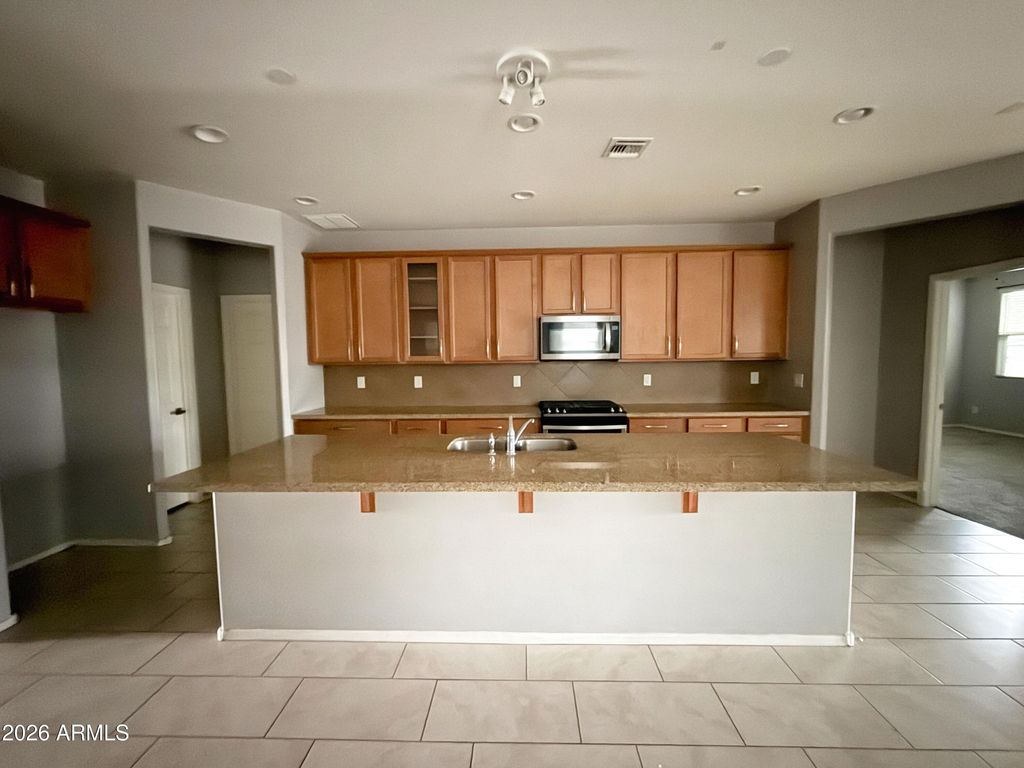 5231 W Leodra Lane, Laveen, AZ 85339