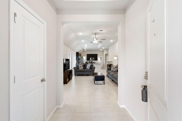 313 Violet Crown Lane, New Caney, TX 77357