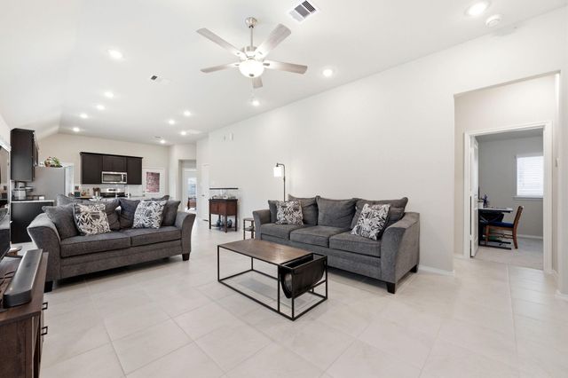 313 Violet Crown Lane, New Caney, TX 77357