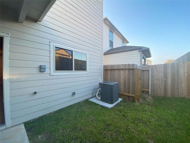 10315 Harmon Smith Drive, Houston, TX 77025