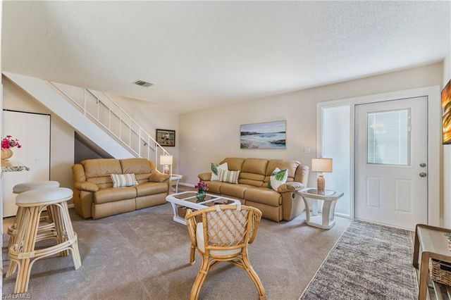 5840 Vancouver CIR 2, Fort Myers, FL 33907
