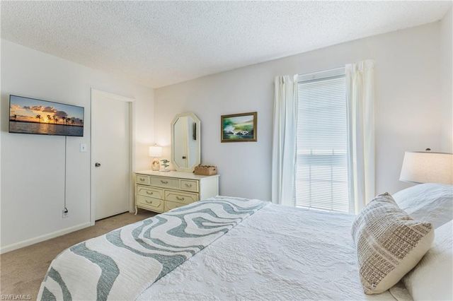 5840 Vancouver CIR 2, Fort Myers, FL 33907