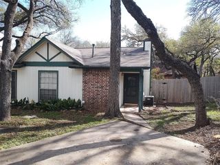 7105 Treasure CV 14, Austin, TX 78745